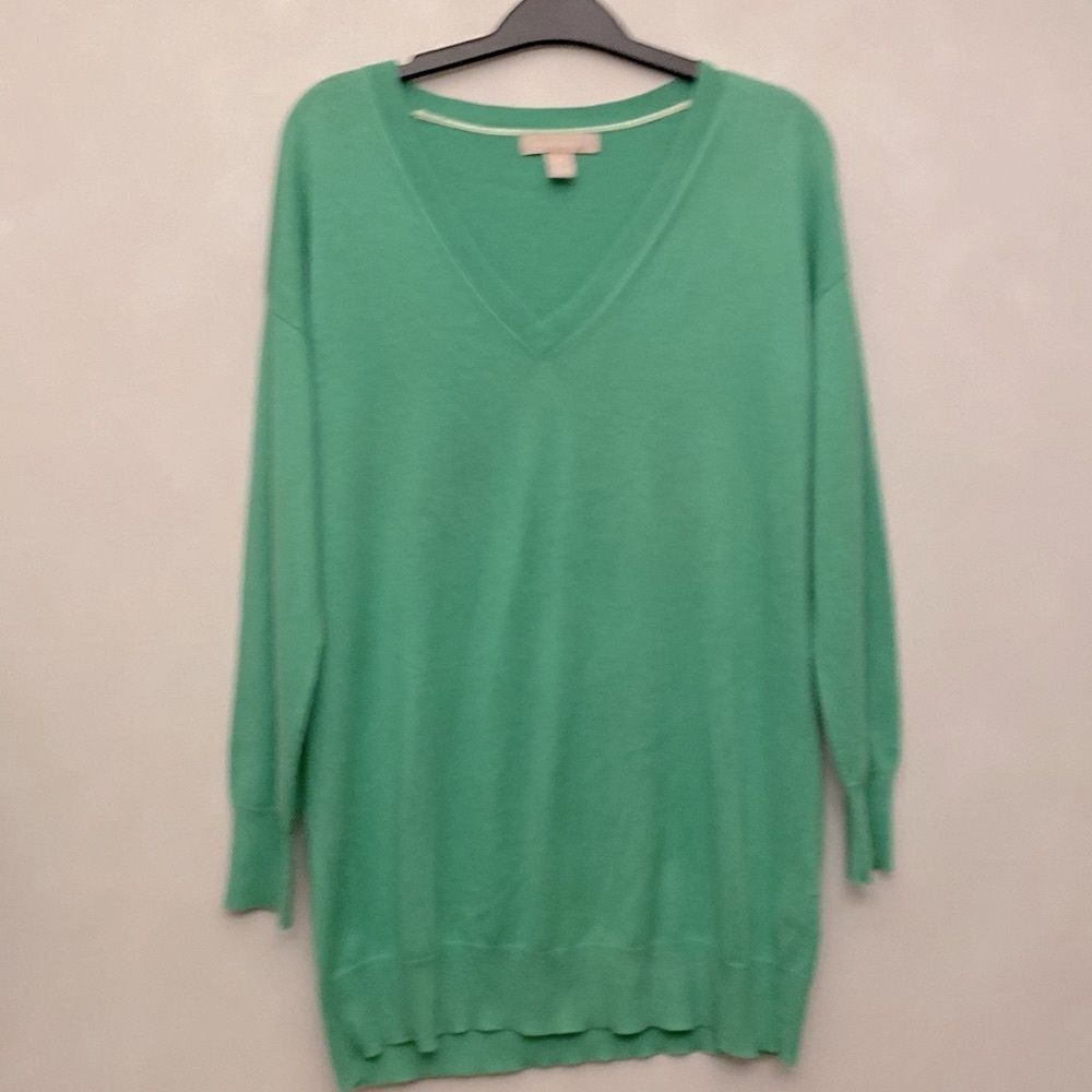 Green silk blend V neck sweater from Banana Republic